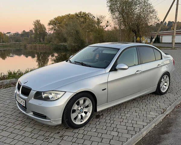 Серый БМВ 3 Серия, объемом двигателя 2 л и пробегом 239 тыс. км за 7000 $, фото 4 на Automoto.ua