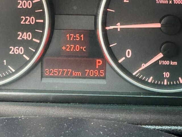 Сірий БМВ 3 Серія, об'ємом двигуна 2.5 л та пробігом 326 тис. км за 7000 $, фото 4 на Automoto.ua