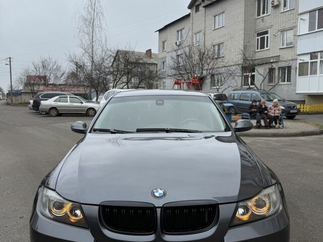 Серый БМВ 3 Серия, объемом двигателя 2 л и пробегом 247 тыс. км за 7500 $, фото 2 на Automoto.ua