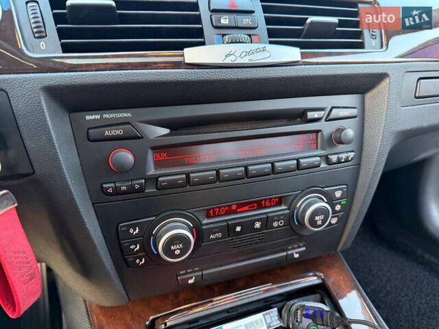 Серый БМВ 3 Серия, объемом двигателя 2 л и пробегом 225 тыс. км за 6600 $, фото 15 на Automoto.ua