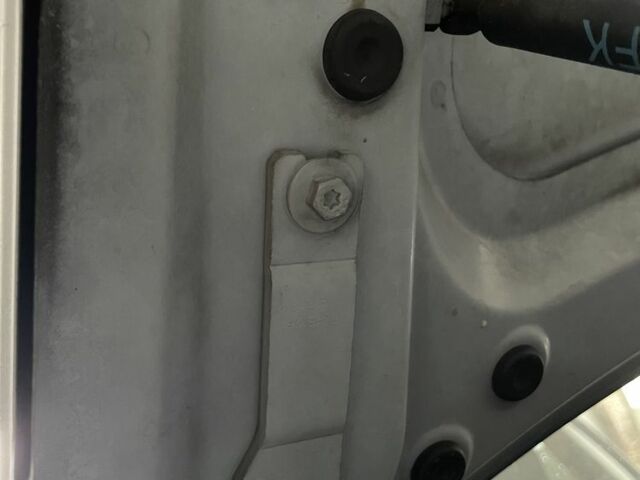 БМВ 3 Серия 2006 в Чернигове на Automoto.ua Серый БМВ 3 Серия, объемом двигателя 2 л и пробегом 260 тыс. км за 7500 $, фото 20 на Automoto.ua