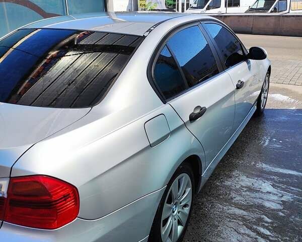 Сірий БМВ 3 Серія, об'ємом двигуна 2 л та пробігом 190 тис. км за 7200 $, фото 10 на Automoto.ua