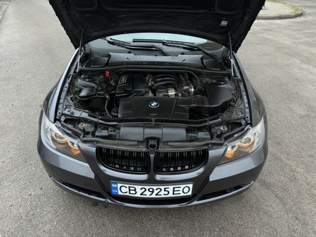 Серый БМВ 3 Серия, объемом двигателя 2 л и пробегом 247 тыс. км за 7500 $, фото 11 на Automoto.ua