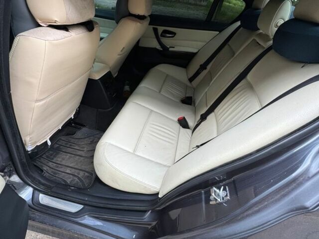 Сірий БМВ 3 Серія, об'ємом двигуна 2.5 л та пробігом 326 тис. км за 7000 $, фото 5 на Automoto.ua