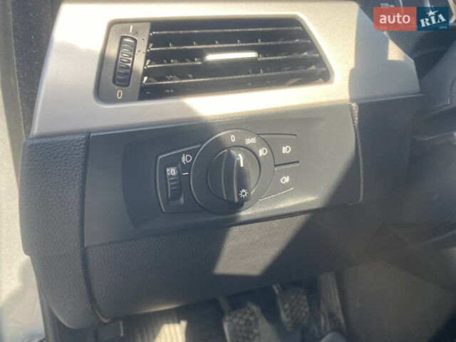 Сірий БМВ 3 Серія, об'ємом двигуна 2 л та пробігом 235 тис. км за 5999 $, фото 3 на Automoto.ua