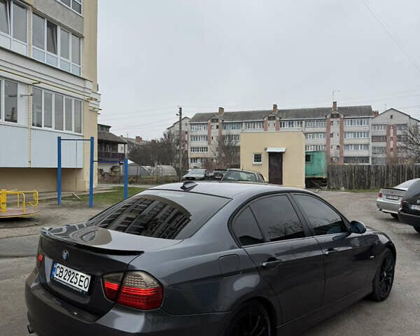 Серый БМВ 3 Серия, объемом двигателя 2 л и пробегом 256 тыс. км за 7500 $, фото 6 на Automoto.ua