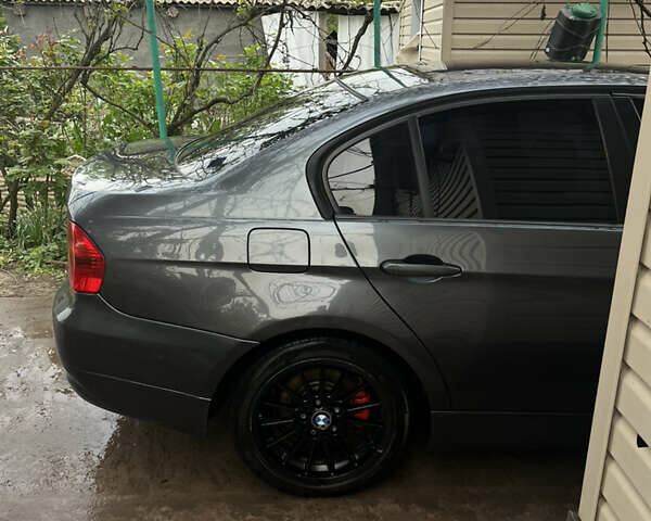 Серый БМВ 3 Серия, объемом двигателя 2 л и пробегом 230 тыс. км за 5900 $, фото 7 на Automoto.ua