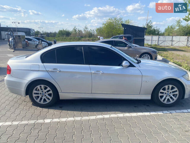 Сірий БМВ 3 Серія, об'ємом двигуна 2 л та пробігом 235 тис. км за 5999 $, фото 9 на Automoto.ua