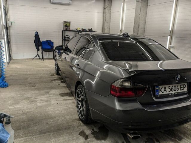 Серый БМВ 3 Серия, объемом двигателя 2 л и пробегом 430 тыс. км за 7300 $, фото 7 на Automoto.ua