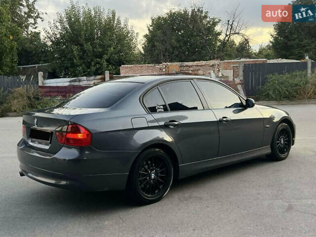 Серый БМВ 3 Серия, объемом двигателя 2 л и пробегом 230 тыс. км за 5900 $, фото 10 на Automoto.ua