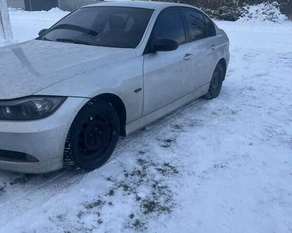 Сірий БМВ 3 Серія, об'ємом двигуна 2 л та пробігом 290 тис. км за 6499 $, фото 4 на Automoto.ua