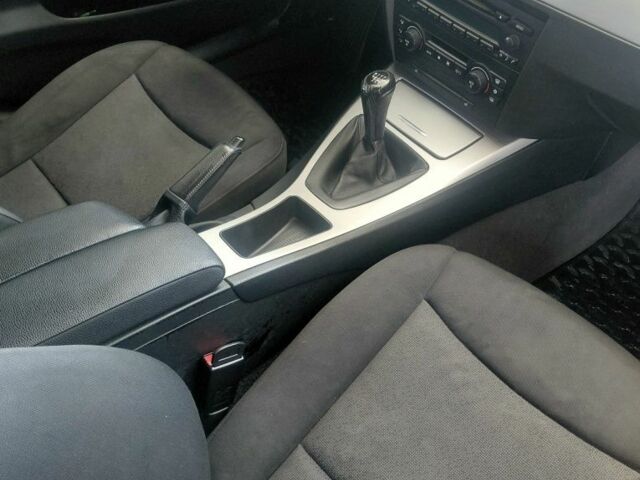 Серый БМВ 3 Серия, объемом двигателя 2 л и пробегом 234 тыс. км за 6900 $, фото 6 на Automoto.ua