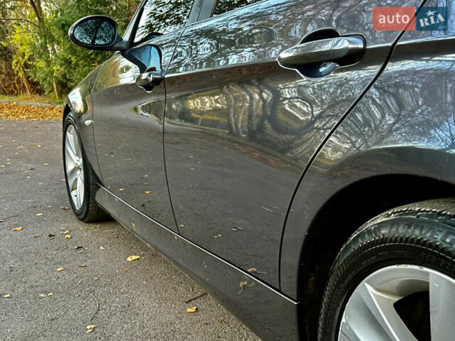 Серый БМВ 3 Серия, объемом двигателя 2 л и пробегом 405 тыс. км за 7999 $, фото 23 на Automoto.ua