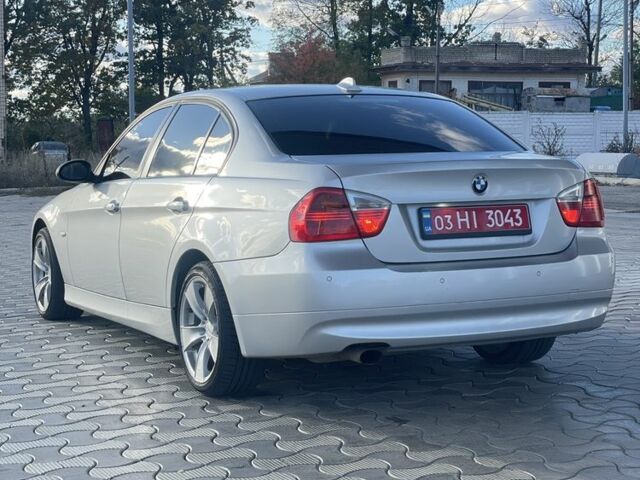 Серый БМВ 3 Серия, объемом двигателя 2 л и пробегом 246 тыс. км за 7000 $, фото 2 на Automoto.ua