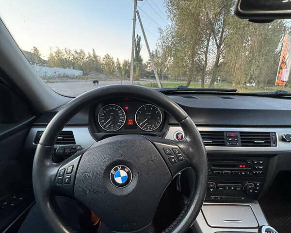 Серый БМВ 3 Серия, объемом двигателя 2 л и пробегом 239 тыс. км за 7000 $, фото 18 на Automoto.ua