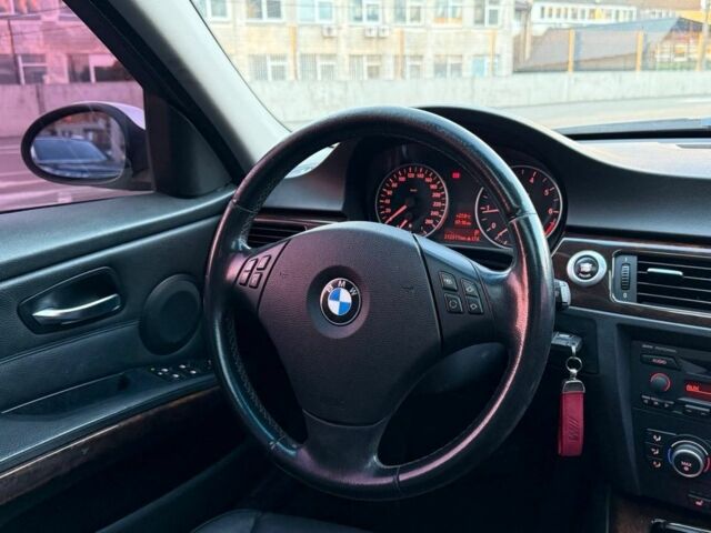 Серый БМВ 3 Серия, объемом двигателя 2 л и пробегом 220 тыс. км за 6200 $, фото 13 на Automoto.ua