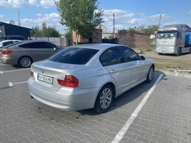 Серый БМВ 3 Серия, объемом двигателя 2 л и пробегом 235 тыс. км за 6200 $, фото 2 на Automoto.ua
