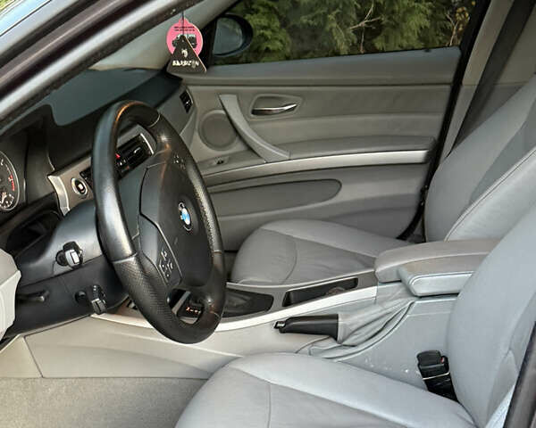 Серый БМВ 3 Серия, объемом двигателя 2 л и пробегом 405 тыс. км за 7999 $, фото 40 на Automoto.ua