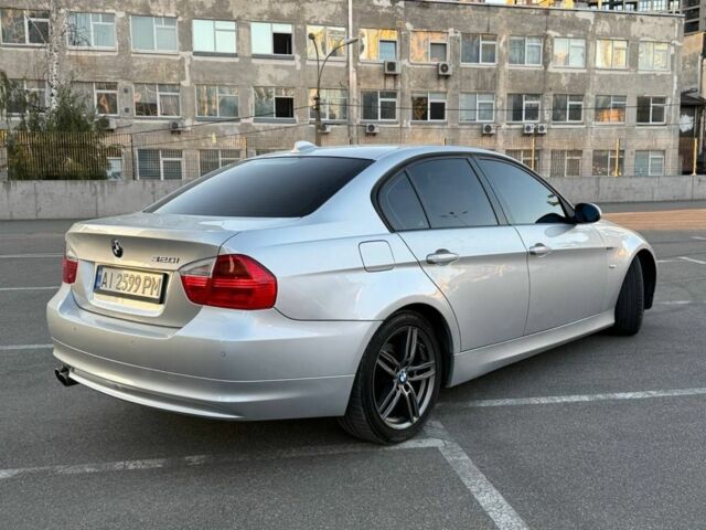 Серый БМВ 3 Серия, объемом двигателя 2 л и пробегом 220 тыс. км за 6200 $, фото 4 на Automoto.ua