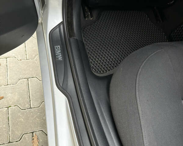 Серый БМВ 3 Серия, объемом двигателя 2.5 л и пробегом 280 тыс. км за 8500 $, фото 19 на Automoto.ua