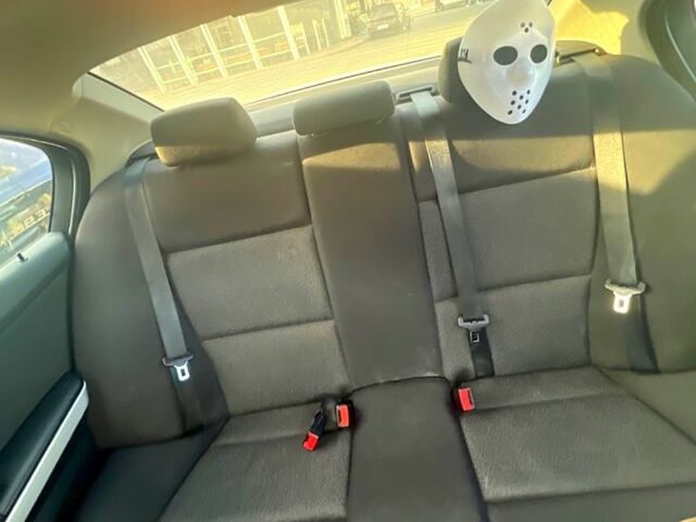 Серый БМВ 3 Серия, объемом двигателя 2 л и пробегом 175 тыс. км за 2500 $, фото 5 на Automoto.ua