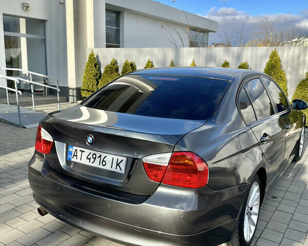 Серый БМВ 3 Серия, объемом двигателя 2 л и пробегом 280 тыс. км за 6499 $, фото 5 на Automoto.ua