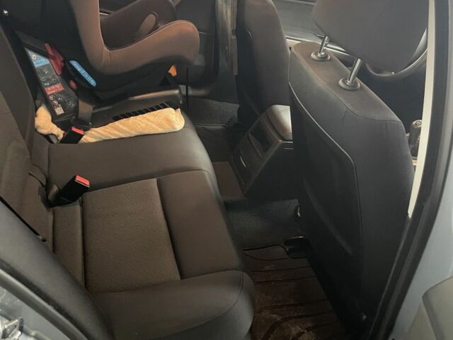 БМВ 3 Серия 2006 в Чернигове на Automoto.ua Серый БМВ 3 Серия, объемом двигателя 2 л и пробегом 260 тыс. км за 7500 $, фото 14 на Automoto.ua