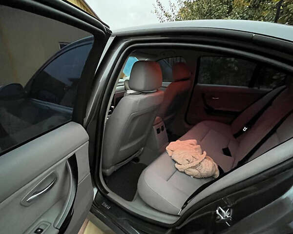 Серый БМВ 3 Серия, объемом двигателя 2 л и пробегом 230 тыс. км за 5900 $, фото 18 на Automoto.ua