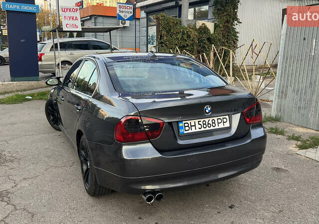 Серый БМВ 3 Серия, объемом двигателя 2.99 л и пробегом 332 тыс. км за 8400 $, фото 5 на Automoto.ua