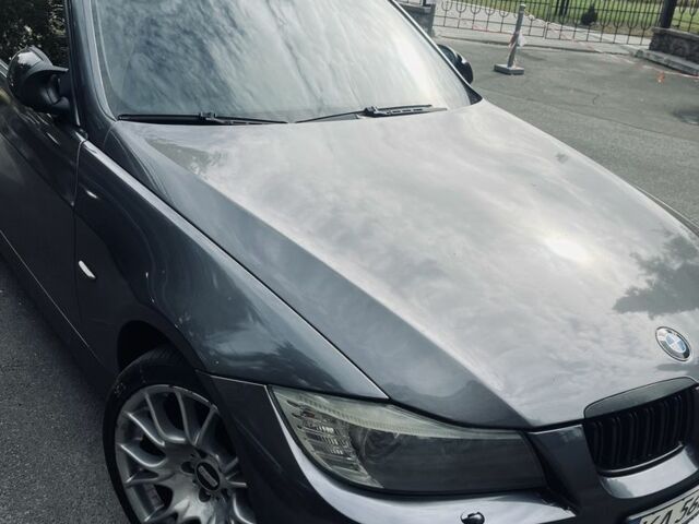 Серый БМВ 3 Серия, объемом двигателя 2 л и пробегом 430 тыс. км за 7300 $, фото 5 на Automoto.ua