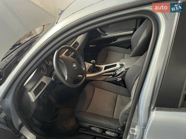 БМВ 3 Серия 2006 в Чернигове на Automoto.ua Серый БМВ 3 Серия, объемом двигателя 2 л и пробегом 260 тыс. км за 7500 $, фото 6 на Automoto.ua