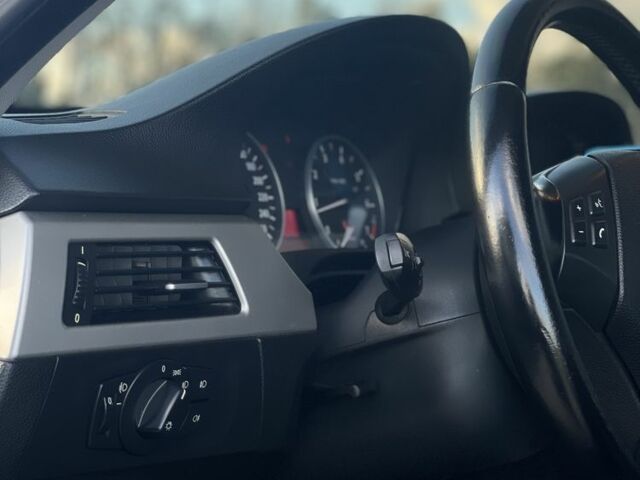 Серый БМВ 3 Серия, объемом двигателя 2 л и пробегом 246 тыс. км за 7000 $, фото 7 на Automoto.ua