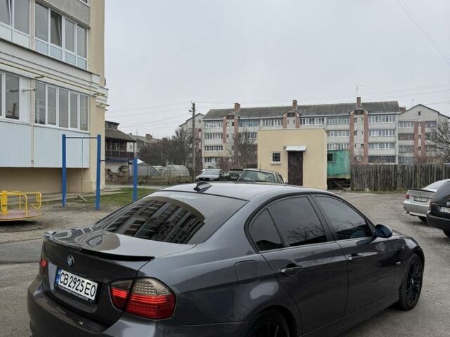 Серый БМВ 3 Серия, объемом двигателя 2 л и пробегом 247 тыс. км за 7500 $, фото 5 на Automoto.ua