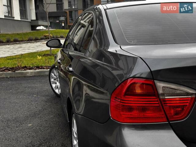 Сірий БМВ 3 Серія, об'ємом двигуна 2 л та пробігом 282 тис. км за 5999 $, фото 23 на Automoto.ua