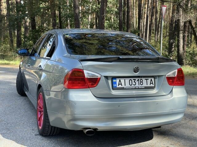 Серый БМВ 3 Серия, объемом двигателя 2 л и пробегом 270 тыс. км за 6600 $, фото 8 на Automoto.ua