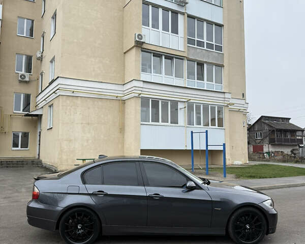 Серый БМВ 3 Серия, объемом двигателя 2 л и пробегом 256 тыс. км за 7500 $, фото 5 на Automoto.ua