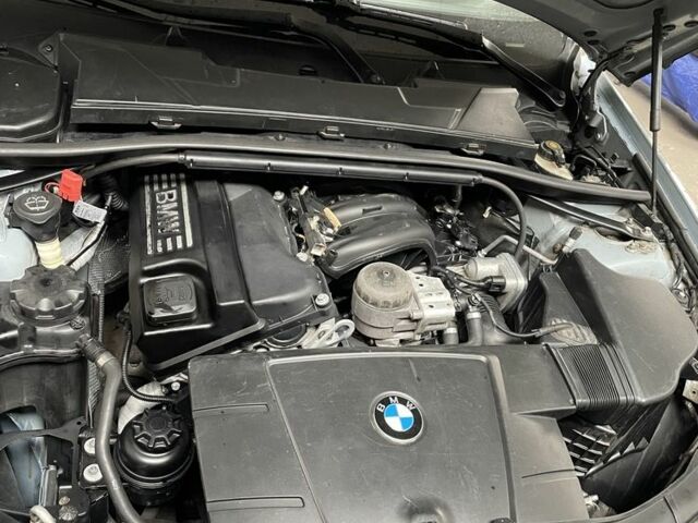 БМВ 3 Серия 2006 в Чернигове на Automoto.ua Серый БМВ 3 Серия, объемом двигателя 2 л и пробегом 260 тыс. км за 7500 $, фото 17 на Automoto.ua