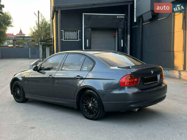 Серый БМВ 3 Серия, объемом двигателя 2 л и пробегом 230 тыс. км за 5900 $, фото 14 на Automoto.ua