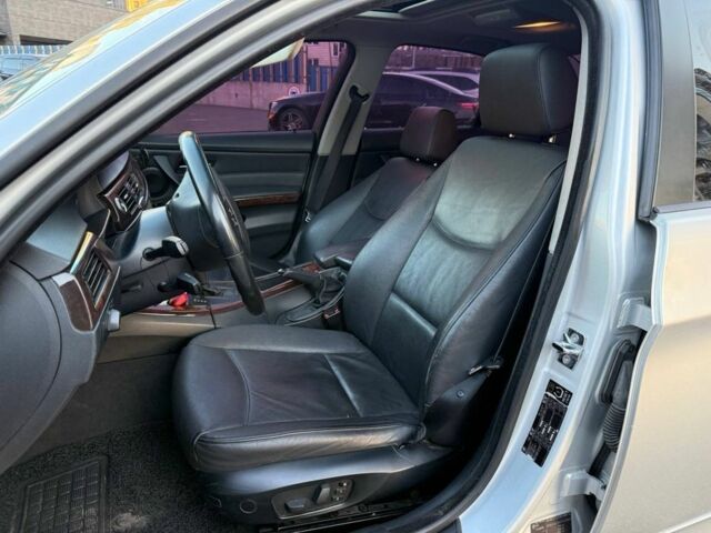 Серый БМВ 3 Серия, объемом двигателя 2 л и пробегом 220 тыс. км за 6200 $, фото 6 на Automoto.ua