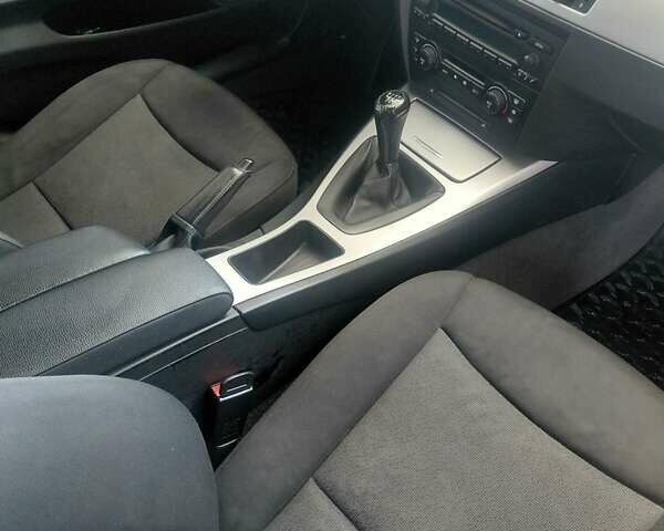 Серый БМВ 3 Серия, объемом двигателя 2 л и пробегом 234 тыс. км за 6900 $, фото 8 на Automoto.ua