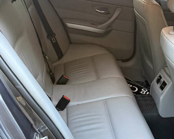 Серый БМВ 3 Серия, объемом двигателя 2 л и пробегом 405 тыс. км за 7999 $, фото 35 на Automoto.ua