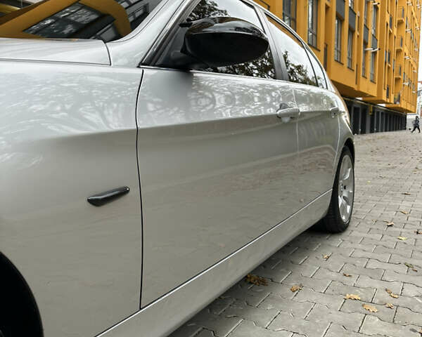 Серый БМВ 3 Серия, объемом двигателя 2.5 л и пробегом 280 тыс. км за 8500 $, фото 2 на Automoto.ua