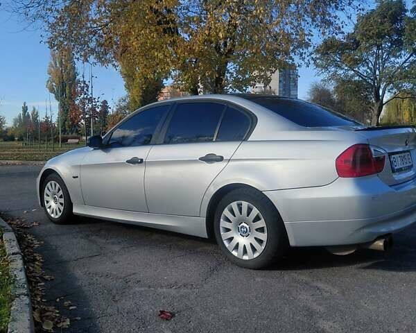 Серый БМВ 3 Серия, объемом двигателя 2 л и пробегом 234 тыс. км за 6900 $, фото 5 на Automoto.ua