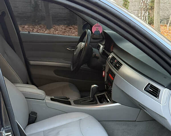 Серый БМВ 3 Серия, объемом двигателя 2 л и пробегом 405 тыс. км за 7999 $, фото 33 на Automoto.ua