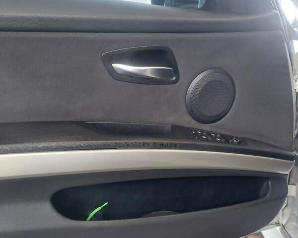 Серый БМВ 3 Серия, объемом двигателя 2 л и пробегом 234 тыс. км за 6900 $, фото 11 на Automoto.ua