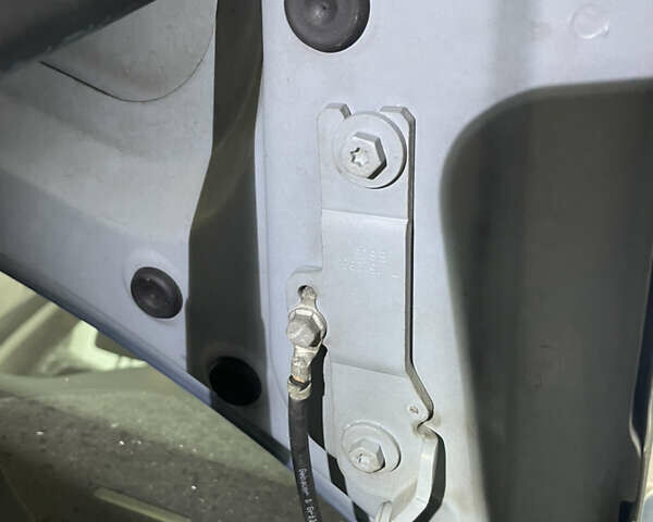 БМВ 3 Серия 2006 в Чернигове на Automoto.ua Серый БМВ 3 Серия, объемом двигателя 2 л и пробегом 260 тыс. км за 7500 $, фото 18 на Automoto.ua