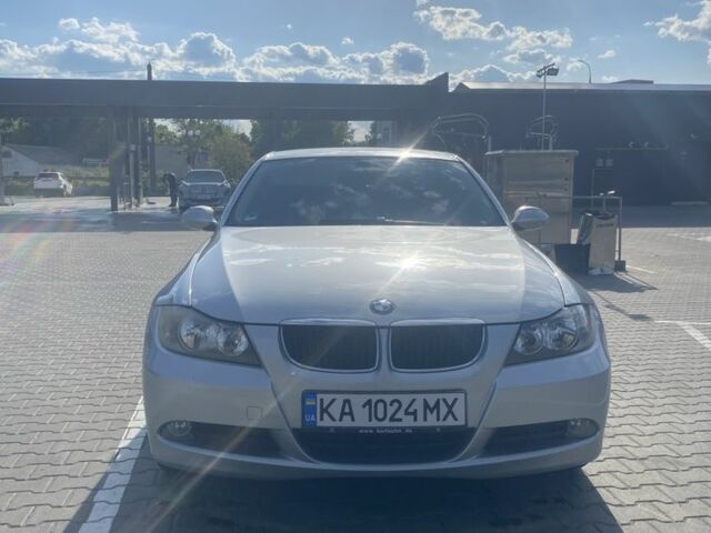 Серый БМВ 3 Серия, объемом двигателя 2 л и пробегом 235 тыс. км за 6200 $, фото 1 на Automoto.ua