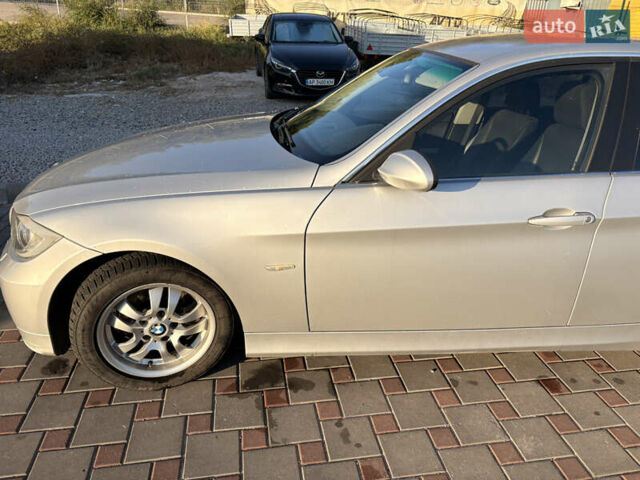 Серый БМВ 3 Серия, объемом двигателя 2.5 л и пробегом 100 тыс. км за 8500 $, фото 13 на Automoto.ua