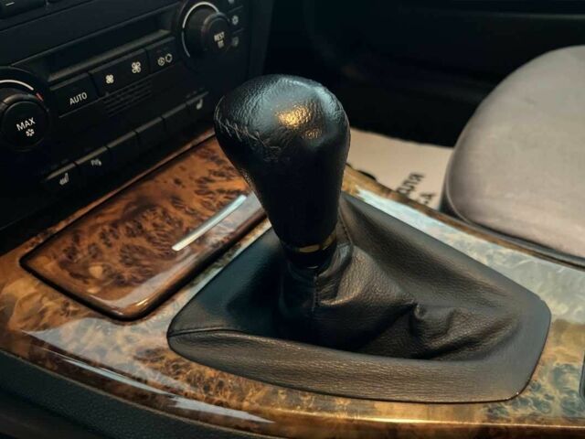 Сірий БМВ 3 Серія, об'ємом двигуна 2 л та пробігом 470 тис. км за 7300 $, фото 13 на Automoto.ua