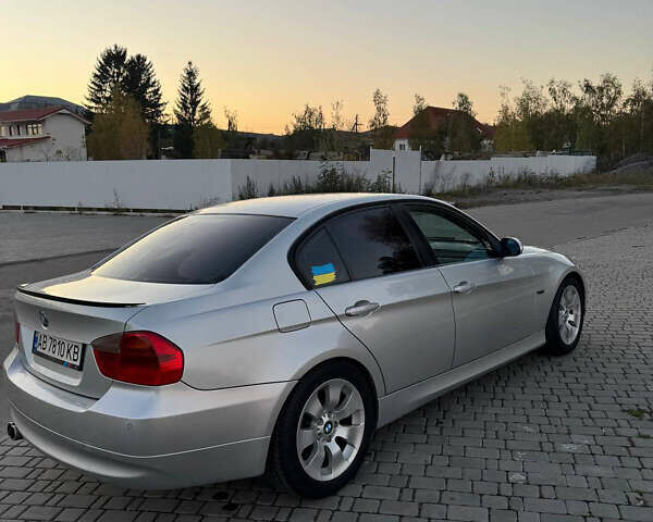 Серый БМВ 3 Серия, объемом двигателя 2 л и пробегом 239 тыс. км за 7000 $, фото 7 на Automoto.ua